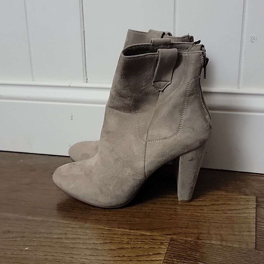 High heel sock booties